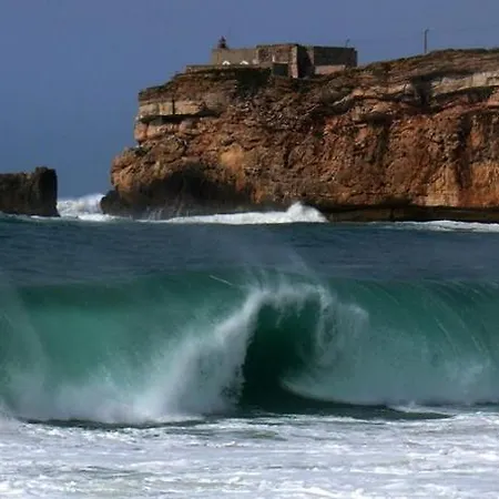 7 Saias Marginal Nazaré
