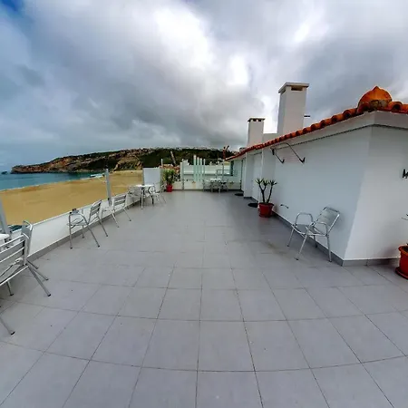 7 Saias Marginal Guest house