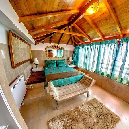 7 Saias Marginal Gæstehus 3*