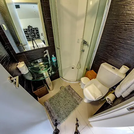 7 Saias Marginal Gæstehus 3*