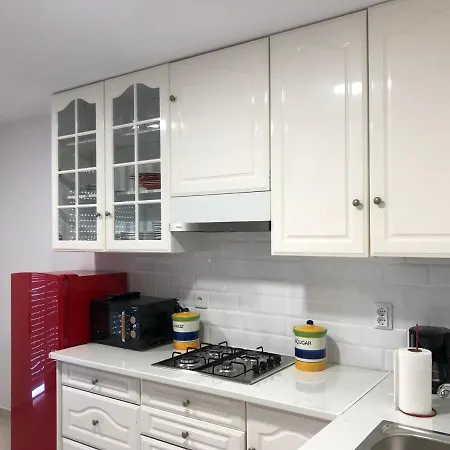 Guest house 7 Saias Marginal