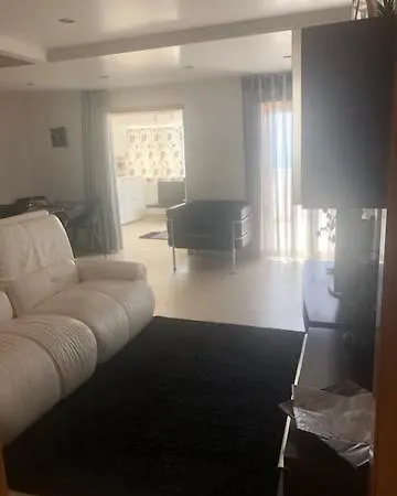 7 Saias Marginal Affittacamere