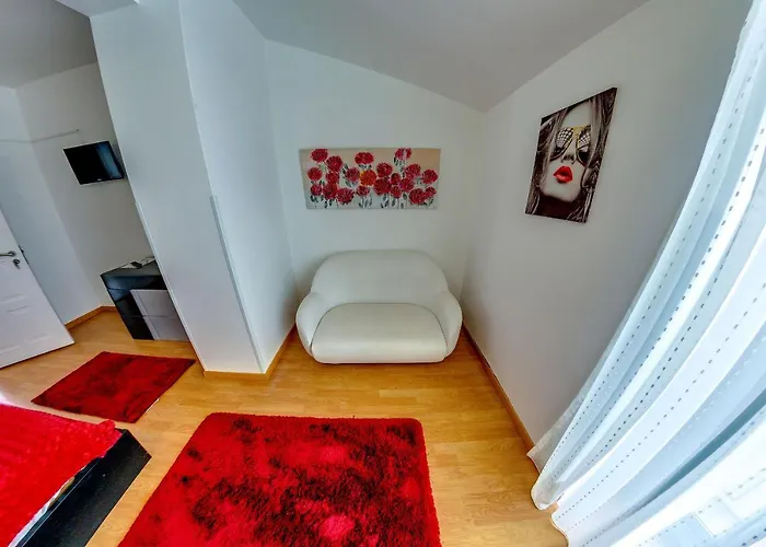 7 Saias Marginal Casa de hóspedes Nazaré