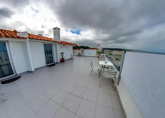 7 Saias Marginal 3* Назаре