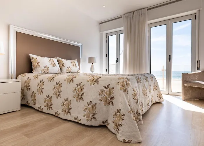 7 Saias Marginal Гостевой дом Назаре